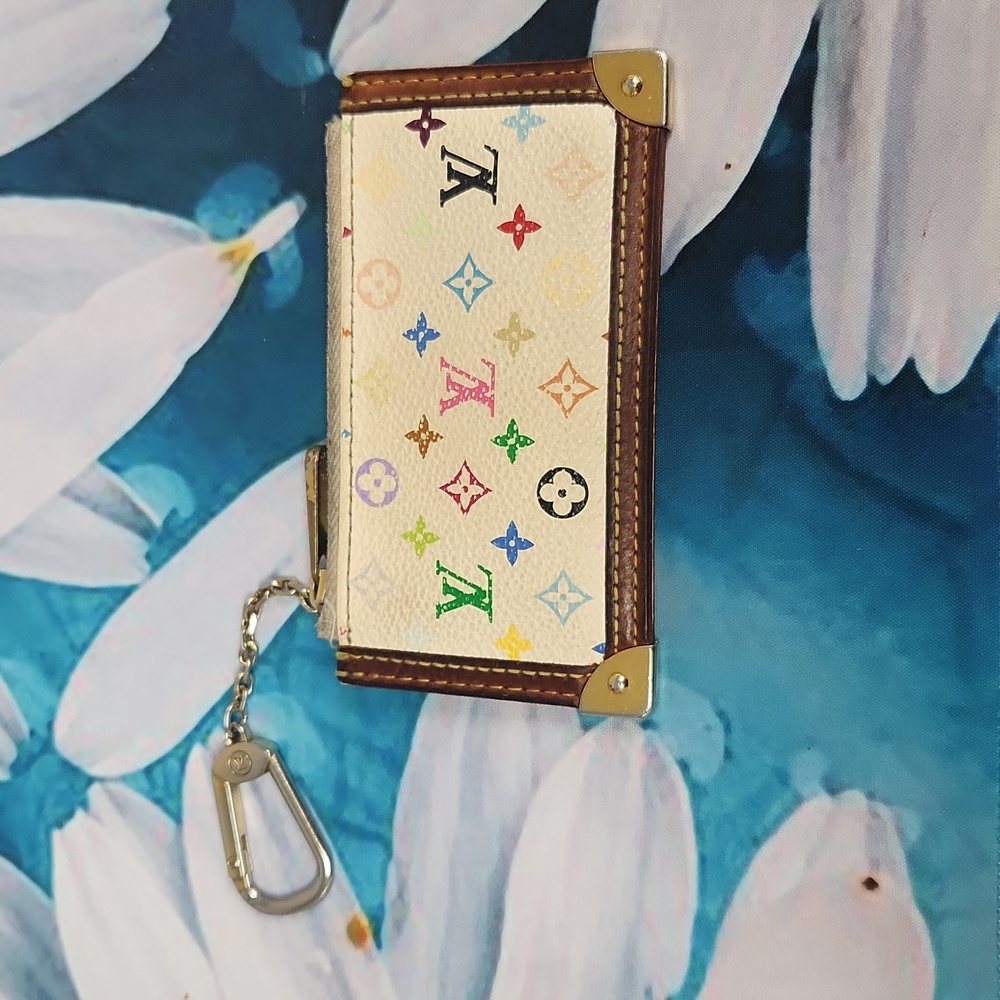 Louis Vuitton AUTHENTIC White Multicolore Cles Key Chain Coin Purse Wallet Pouch